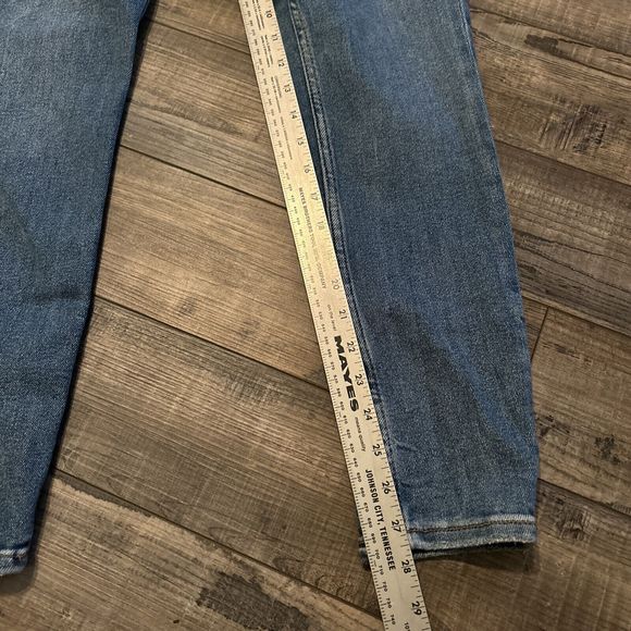 Zara Women’s 12 Denim Jeans Tapered Leg Mid Rise Blue 33x28 - Picture 6 of 6